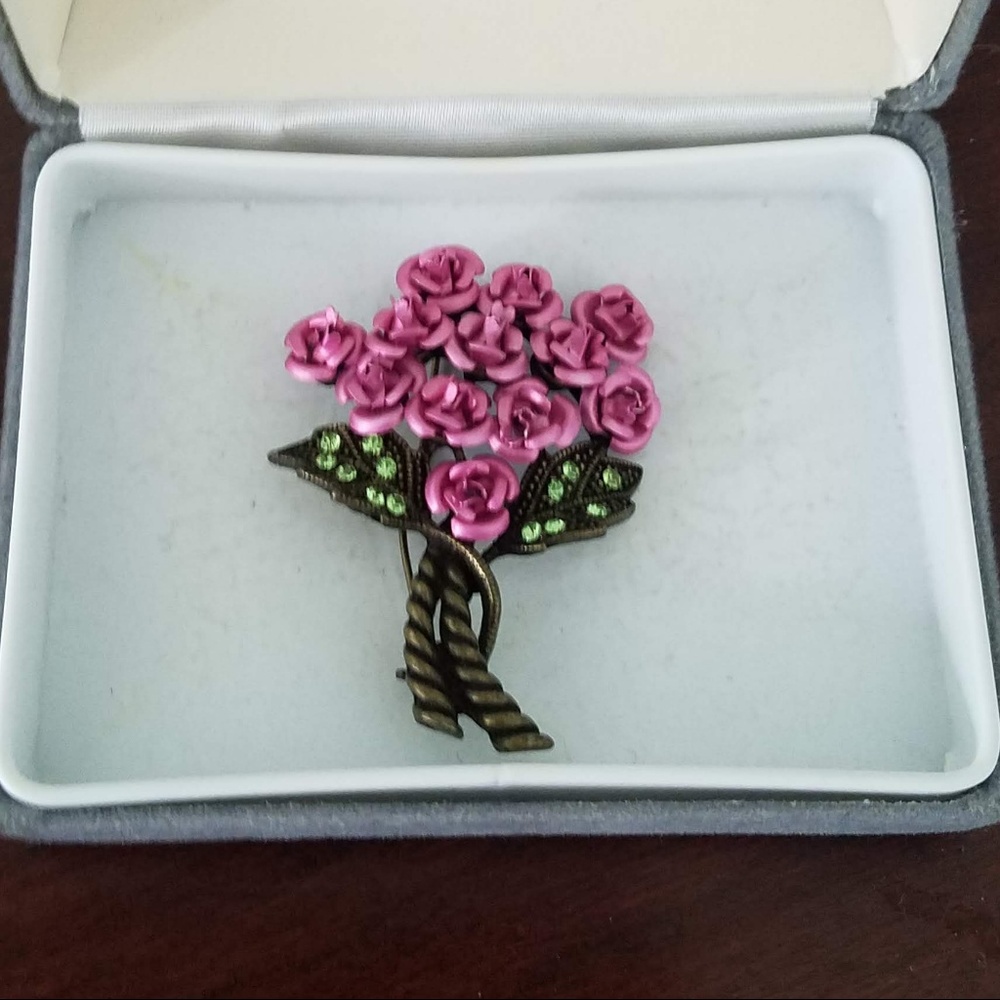 Vintage valentines Rose bouquet Brooch - Picture 1 of 4